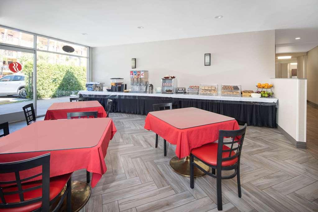 Ramada By Wyndham Burbank Airport Otel Dış mekan fotoğraf