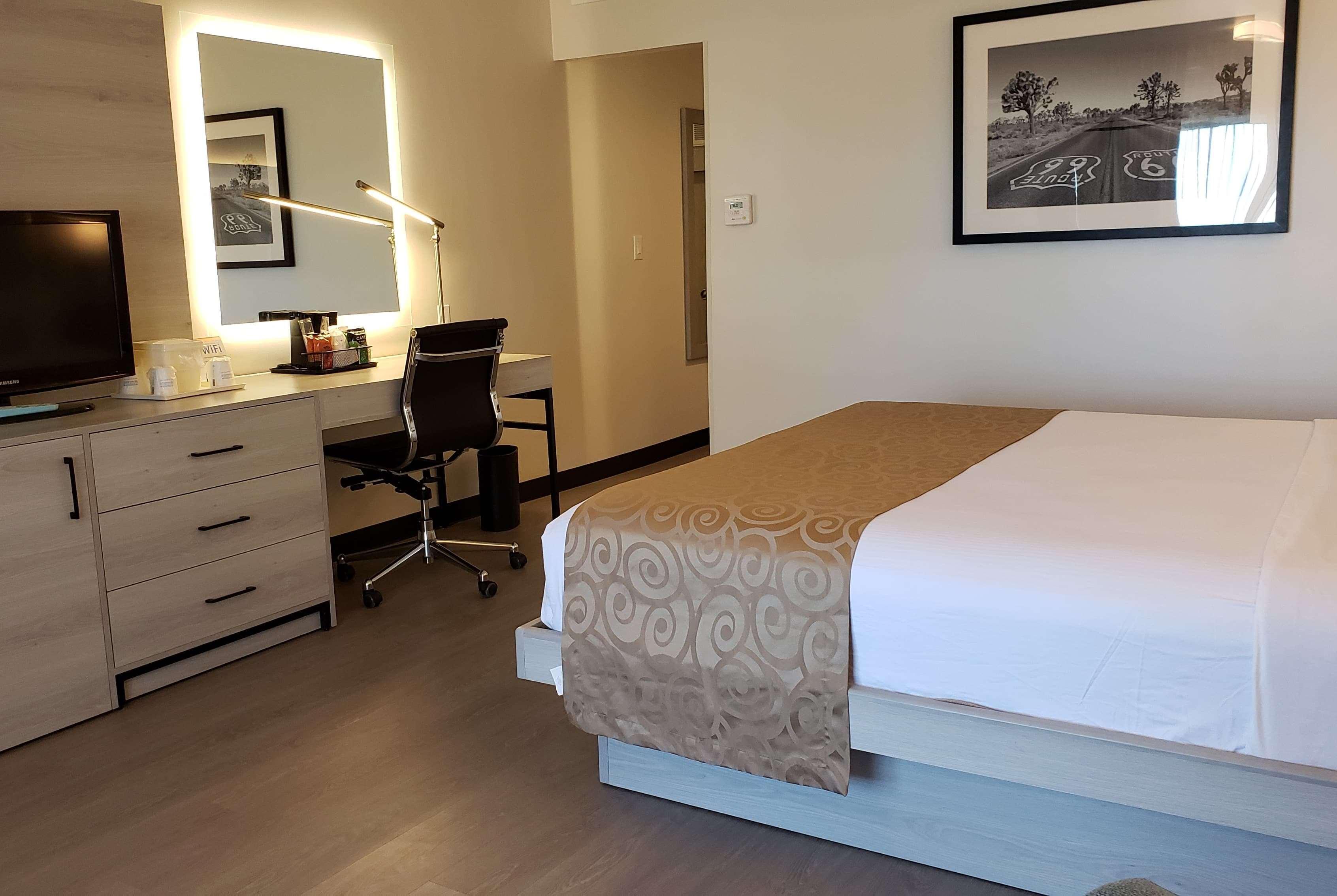 Ramada By Wyndham Burbank Airport Otel Dış mekan fotoğraf