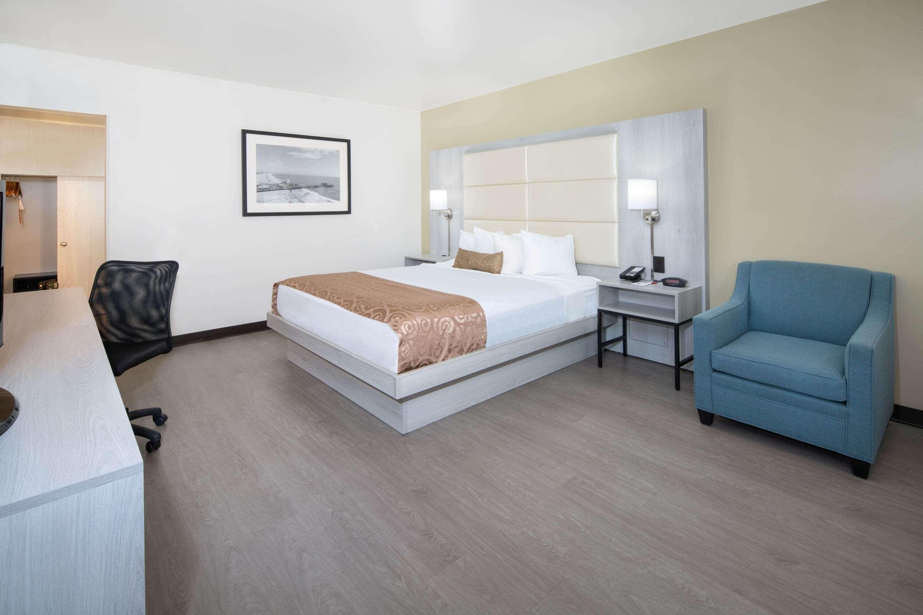 Ramada By Wyndham Burbank Airport Otel Dış mekan fotoğraf